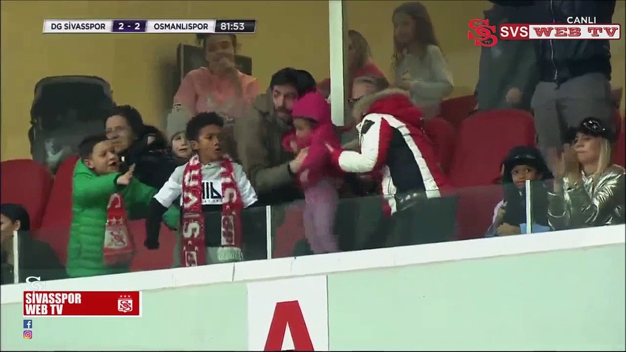 Yiğido JUNIOR ROBINHO