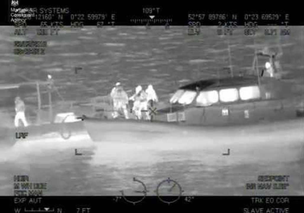 Fisherman With Broken Leg Airlifted to Hospital by Coastguard Helicopter
