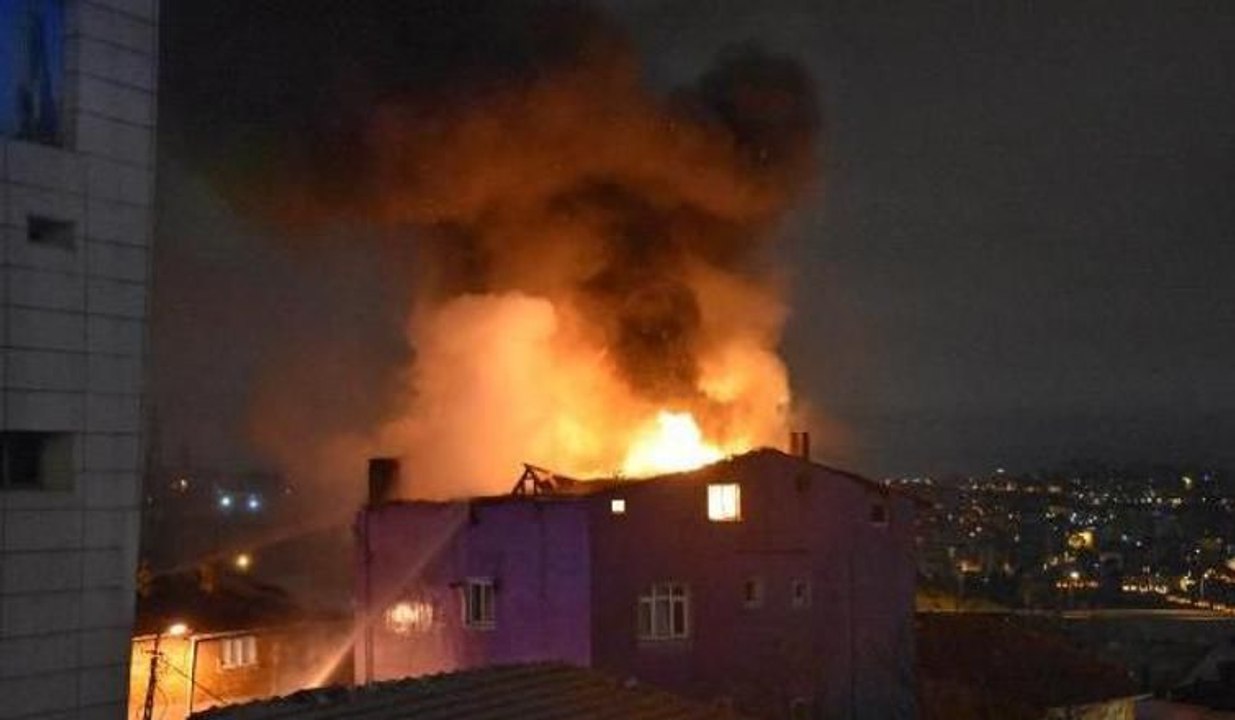 Kağıthane'de yangın
