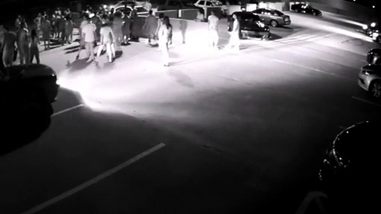 Una balacera de película tras una pelea entre mujeres