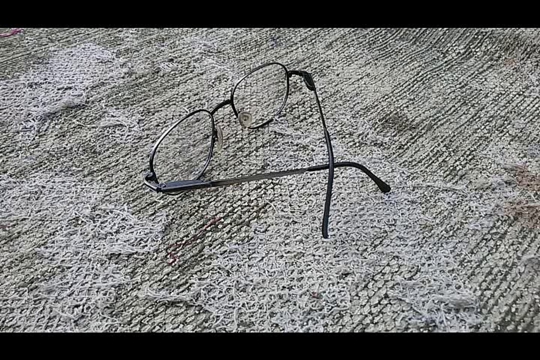 eyeglasses key