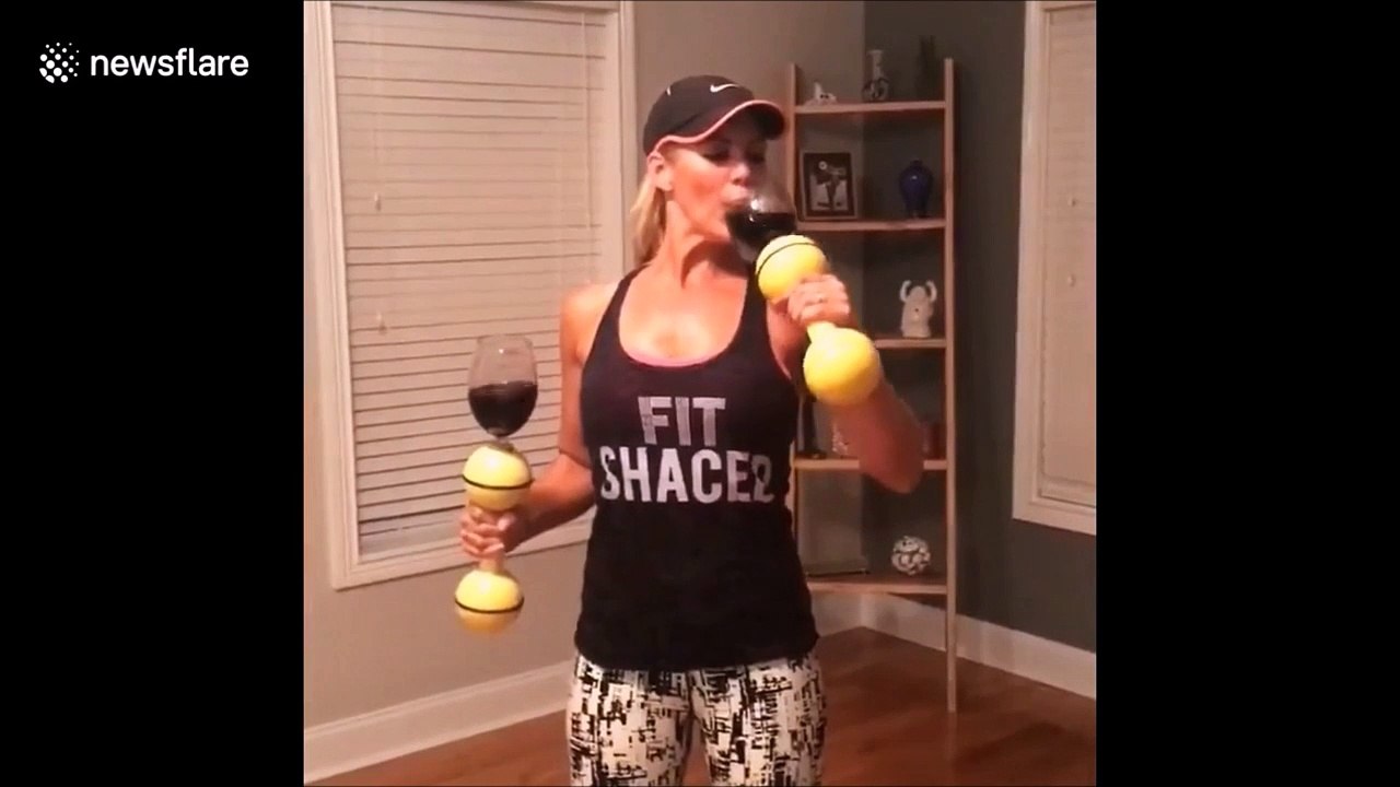 Cette femme sait comment se motiver pour faire du sport... pas bête