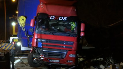 TOROS SIRKETIME AIT TIR KAVALADA KAZA YAPTI