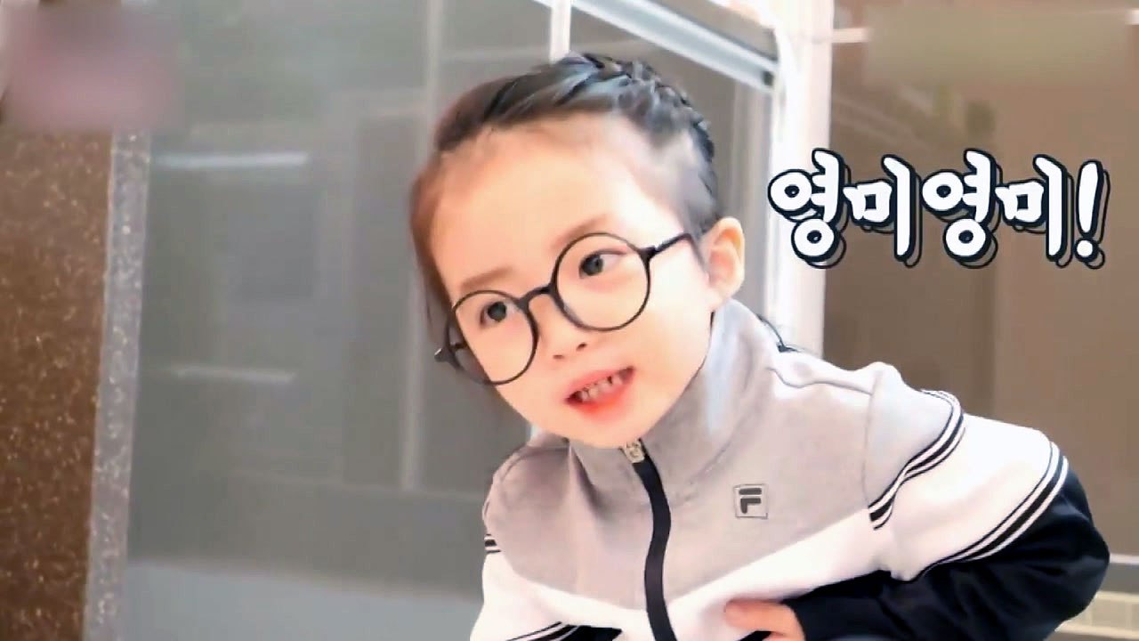 컬링 패러디 영상 봇물...인간 스톤까지 등장 / YTN