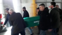 İzmir Atanamayan Öğretmen, Çalıştığı Fabrikadaki İş Kazasında Öldü