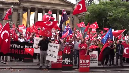 Avustralya'da Türkiye'ye Destek Gösterisi