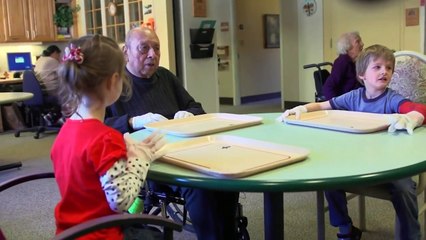 Une école maternelle dans une maison de retraite ? Une idée absolument fantastique !
