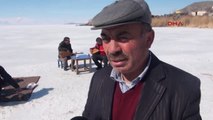 Kars-Aşık Veysel'in Bağlaması Çıldır Gölü'nde Yankılandı