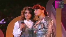 امينة فاخت تقدم لاول مرة الفنانة محرزية الطويل على المسرح 1994