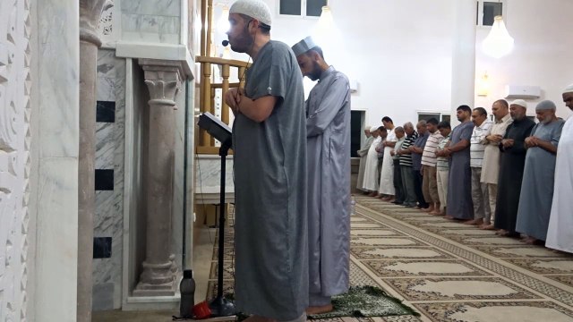ولله ما في السماوات وما في الأرض ولقد وصينا الذين أوتوا الكتاب من قبلكم وإياكم - سورة النساء من آية 131