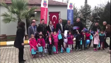Anaokulu Öğrencilerinden Jandarmaya Ziyaret