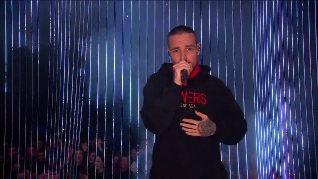 Liam Payne - Strip That Down ( BRITs 2018 Nominations) [720p]