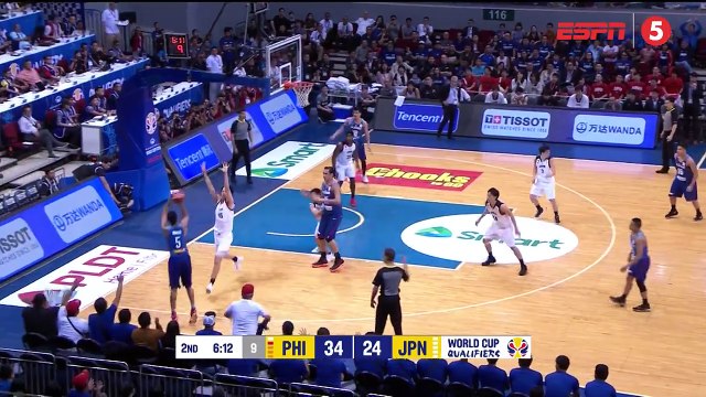 Gabe Norwood CAUGHT FIRE with back-to-back triples in the second quarter
