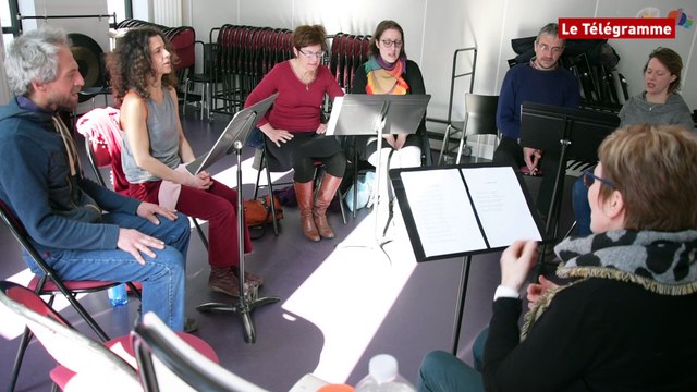 Dinan. Du kan ha diskan en plein pays gallo