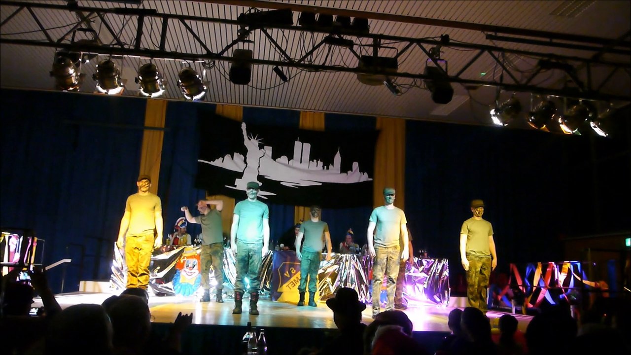 Bundeswehr Tanz / Techno Schuhplattler