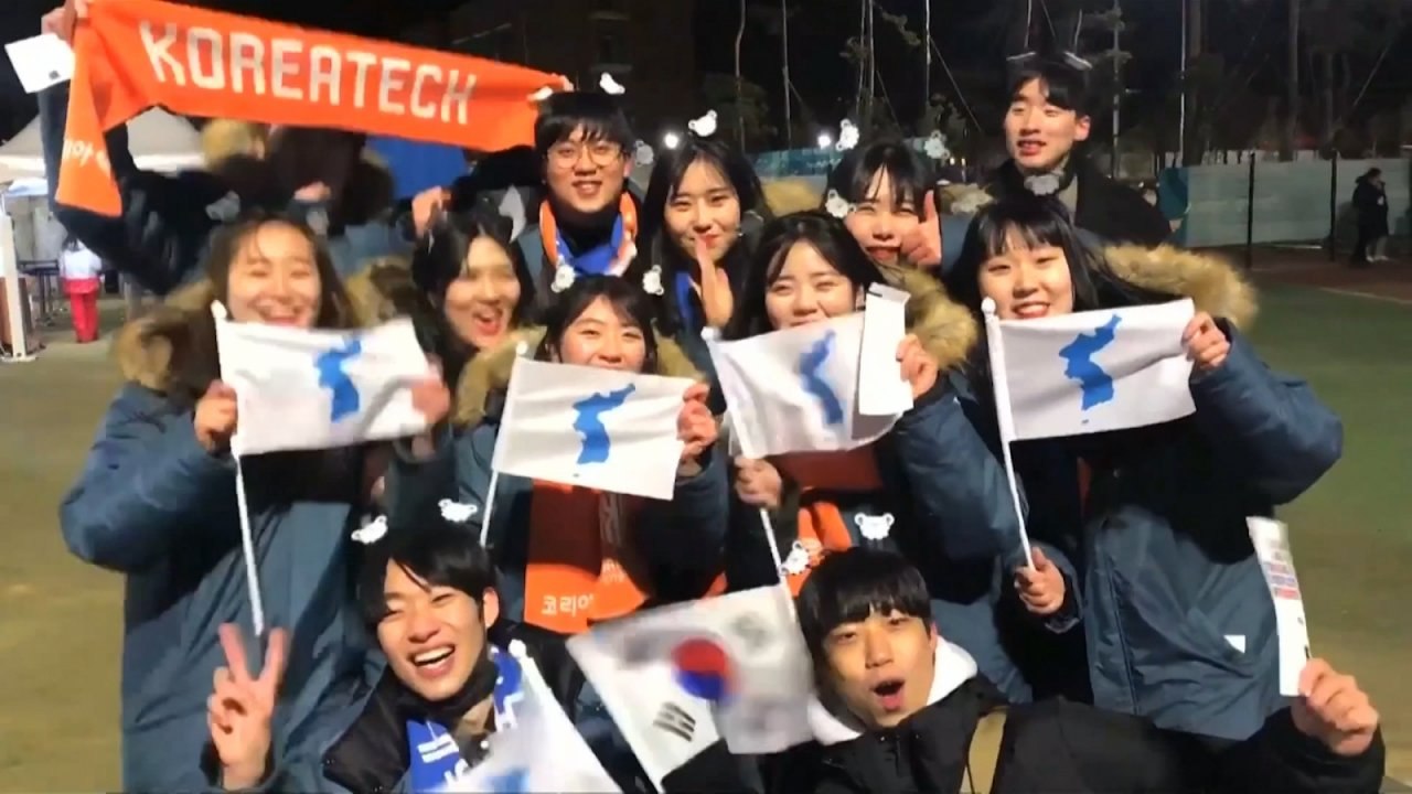 Unified hockey team can change people's impressions says coach