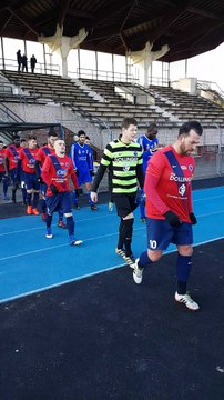 R2: Choc des leaders FRH 2 - Geispolsheim: entrée des joueurs