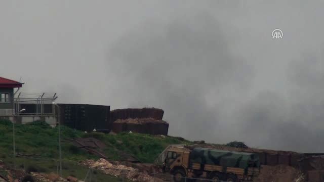 Afrin'deki Terör Mevzileri Topçu Atışlarıyla Vuruluyor