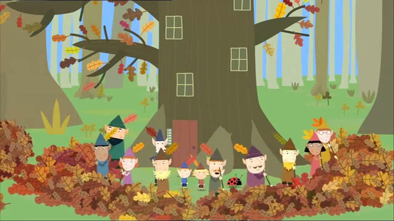 Ben And Holly's Little Kingdom | Acorn Day | The Elf Submarine