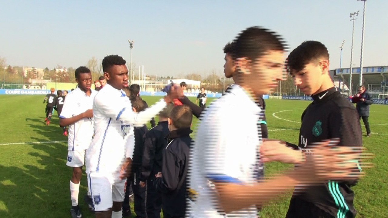 AJA U15 vs REAL MADRID U14  :  20 cm en moins mais la technique en plus