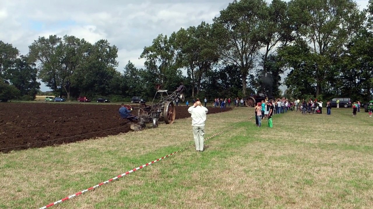 Dampfpflug im Einsatz