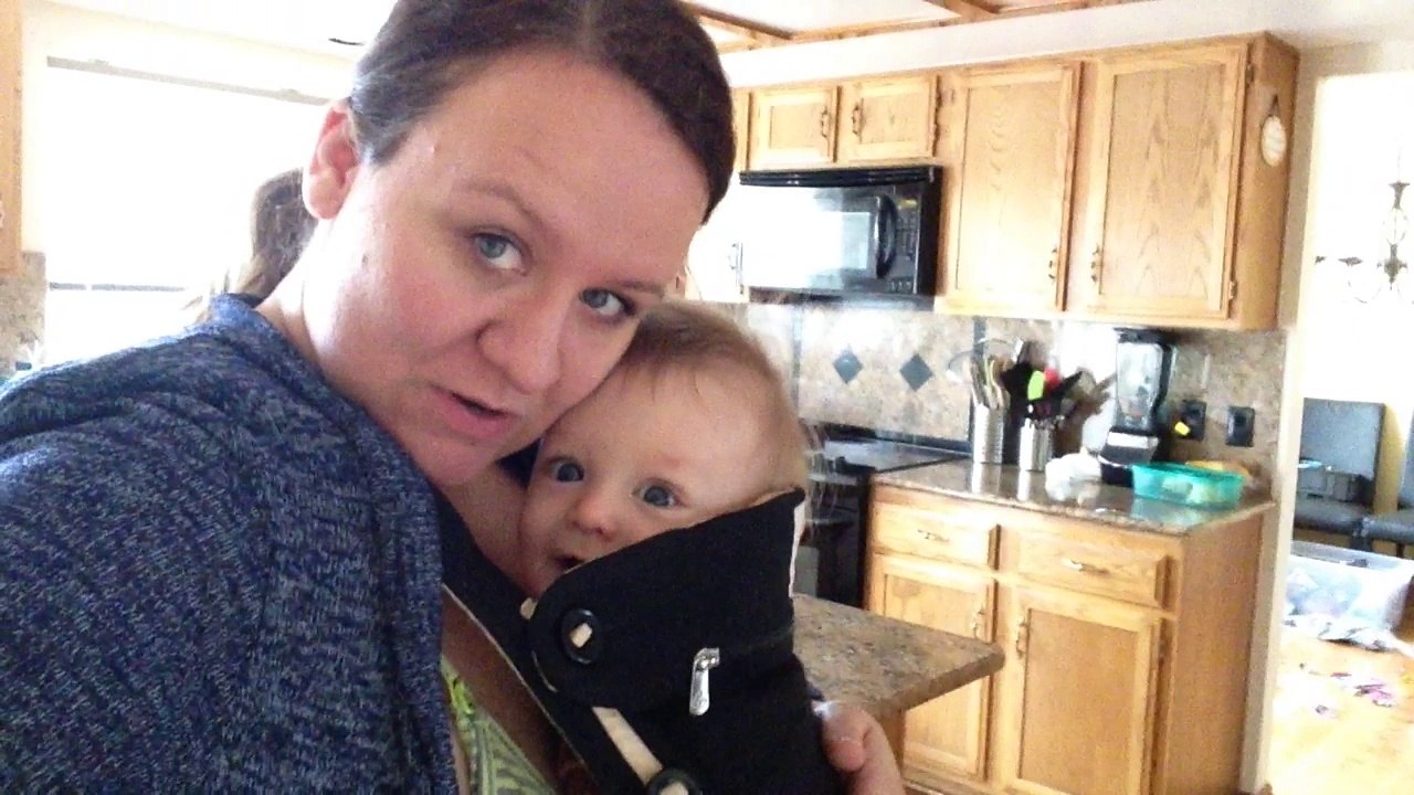 HARD DAYS WITH BABIES - LIFE WITH A BABY