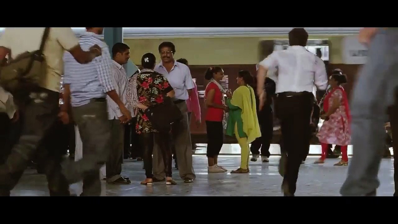Raavan movie full train scene