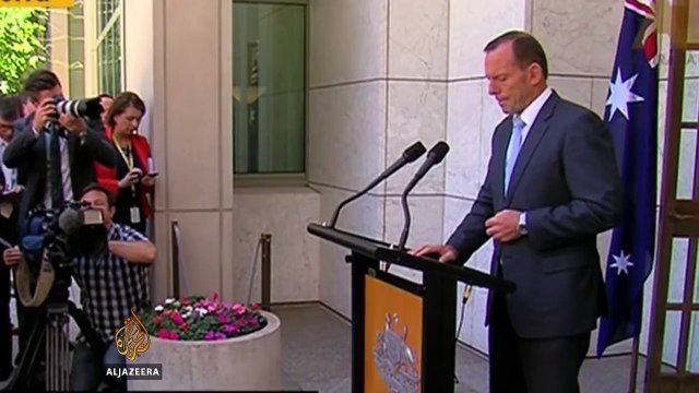 Gunman takes hostages in Australian cafe