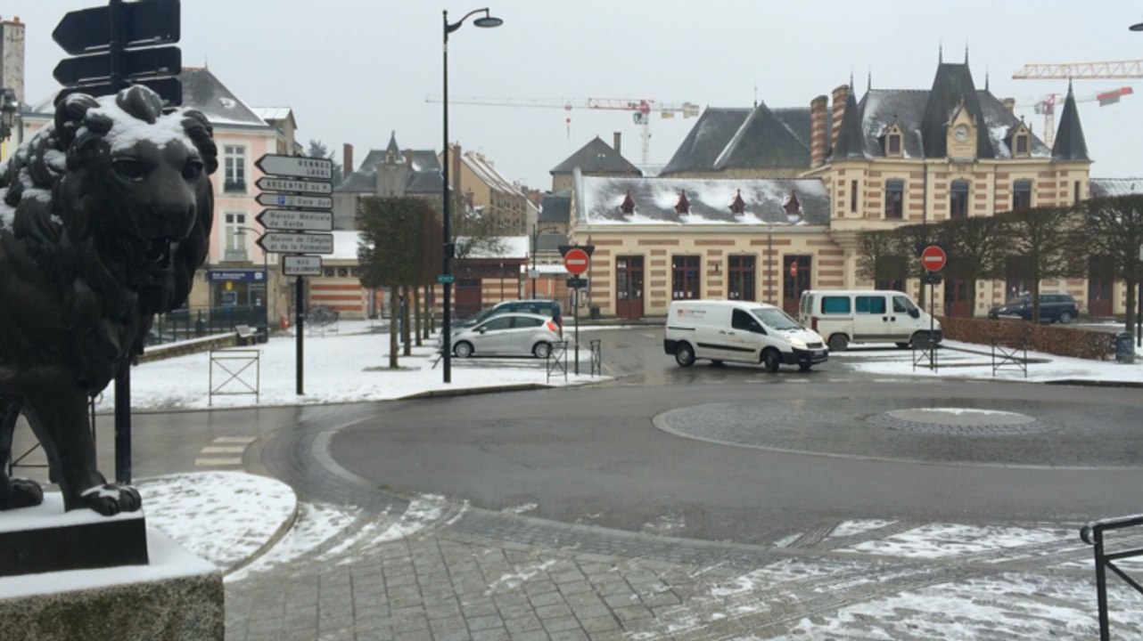 Phénomène "Moscou-Paris" : neige