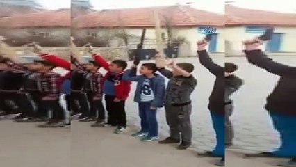 Sivaslı miniklerden Komando Andı