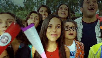 Stuck In The Middle S02E13 Stuck in a Gold Medal Performance