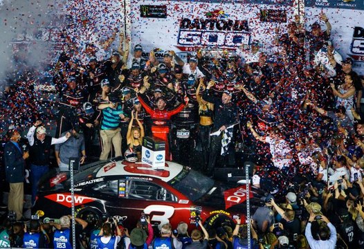 Austin Dillon wins Daytona 500