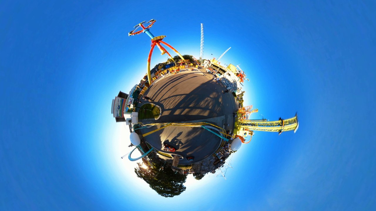 Planet Vienna in 4k (360° Time-lapse)