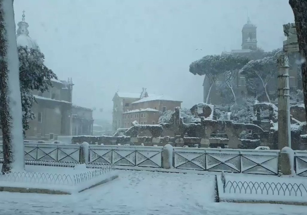 Rare Snowfall Blankets Roman Forum