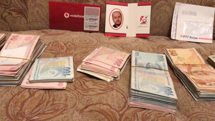 FETÖ Hücre Evine Baskın! Paraları Kur'an-ı Kerim'in İçine Sakladılar