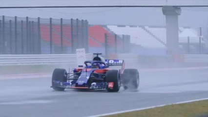 F1 - La STR13 de Toro Rosso en action
