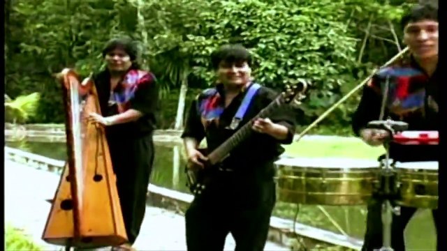 DINA PAUCAR -AMAME-VIDEO OFICIAL-DANNY PRODUCCIONES™✔