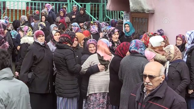 İki aile arasındaki silahlı kavgada hayatını kaybeden 4 kişi toprağa verildi - BOLU