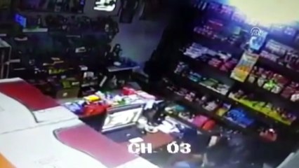 Boğazından yaraladığı market sahibini gasbeden zanlı yakalandı (2) - ANTALYA