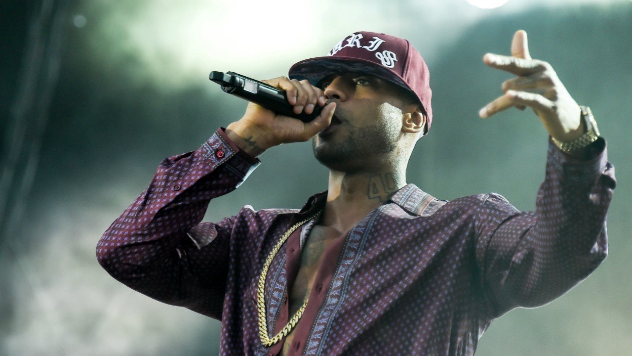 Après le rap, la sape, l'alcool, le management, Booba se lance dans... La variété française #GOSSIPHOP avec Ngiraan