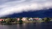 Un orage gigantesque approche à toute vitesse sur la Gold Coast en Australie