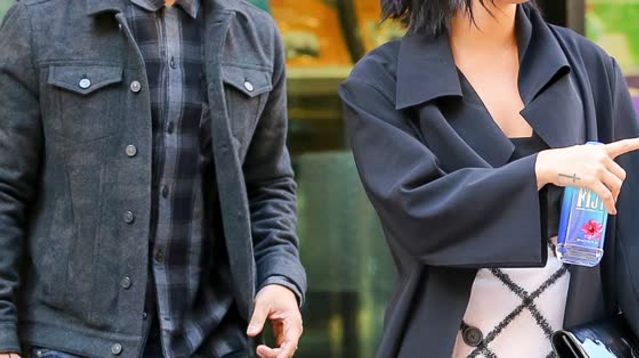 Demi Lovato lunches with ex Wilmer Valderrama