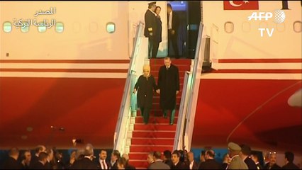 اردوغان يصل إلى الجزائر في مستهل جولة في افريقيا