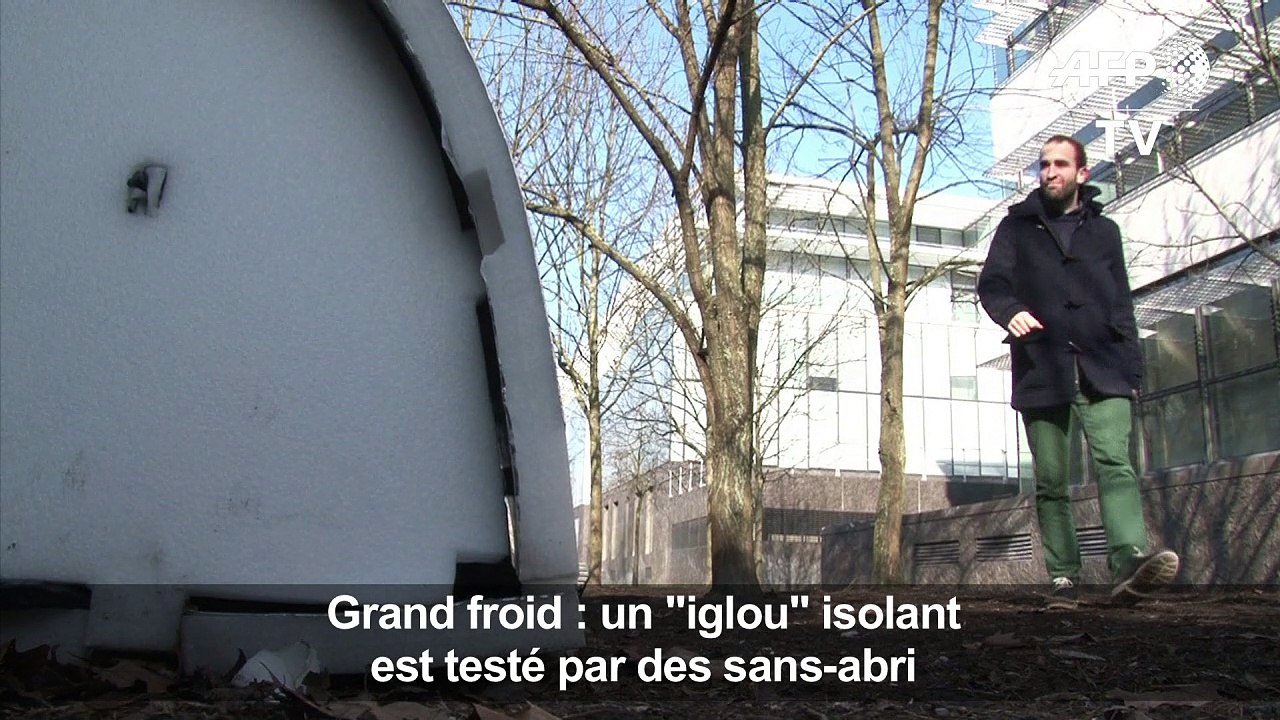 Grand froid : un "iglou" isolant testé par des sans-abri