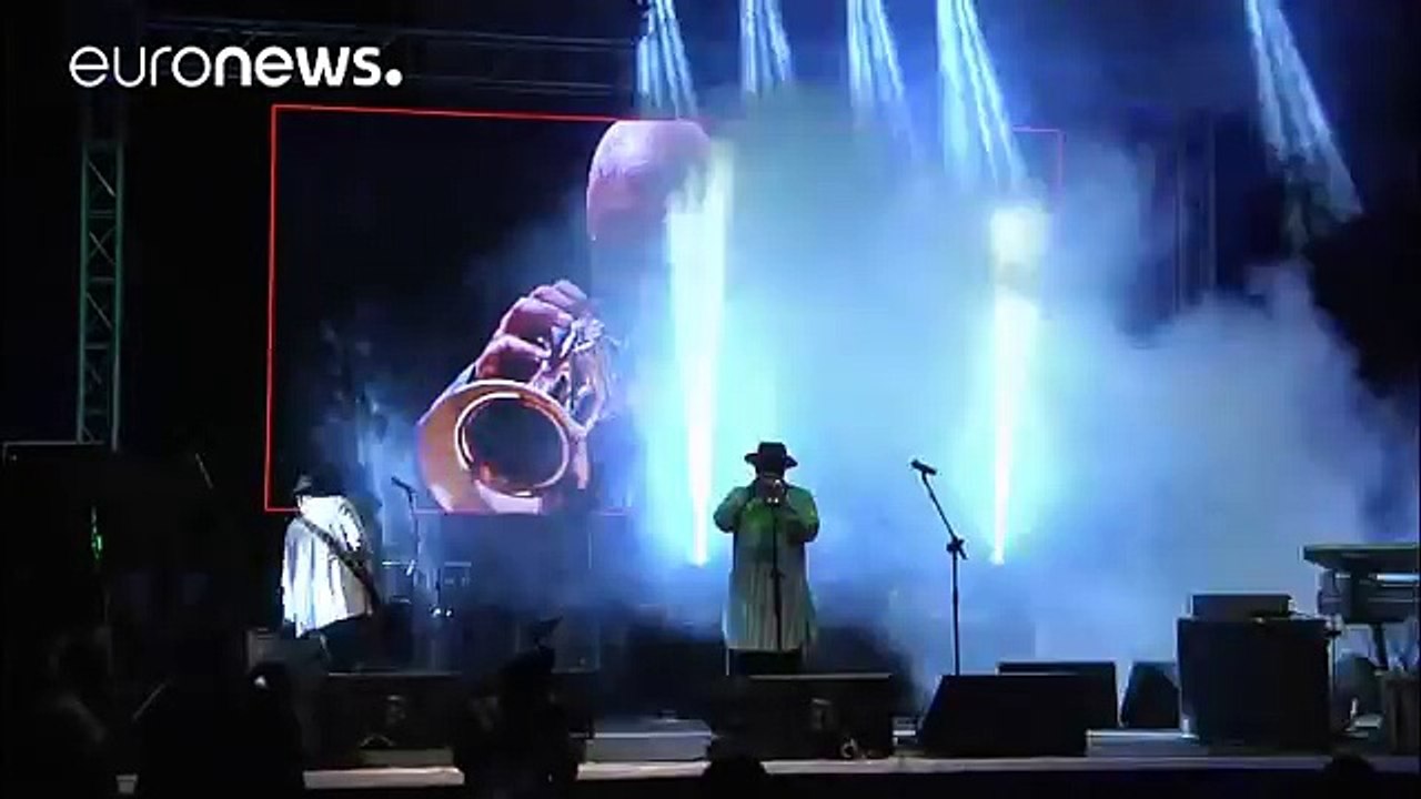 South African jazz musician and anti-apartheid activist Hugh Masekela dies