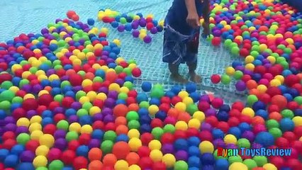 BALLOON POP SURPRISE TOYS CHALLENGE in giant ball pit