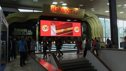Venta de habanos alcanza récord en 2017, impulsada por China