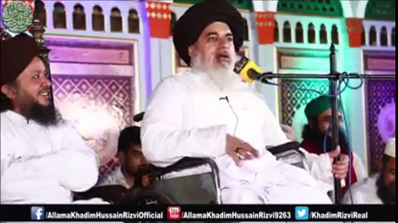 Allama Khadim hussain Rizvi Addressing the Public.......