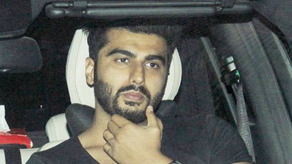 Скачать видео: Sridevi : Arjun Kapoor arrives in Dubai to be by Boney Kapoor's side | Oneindia News