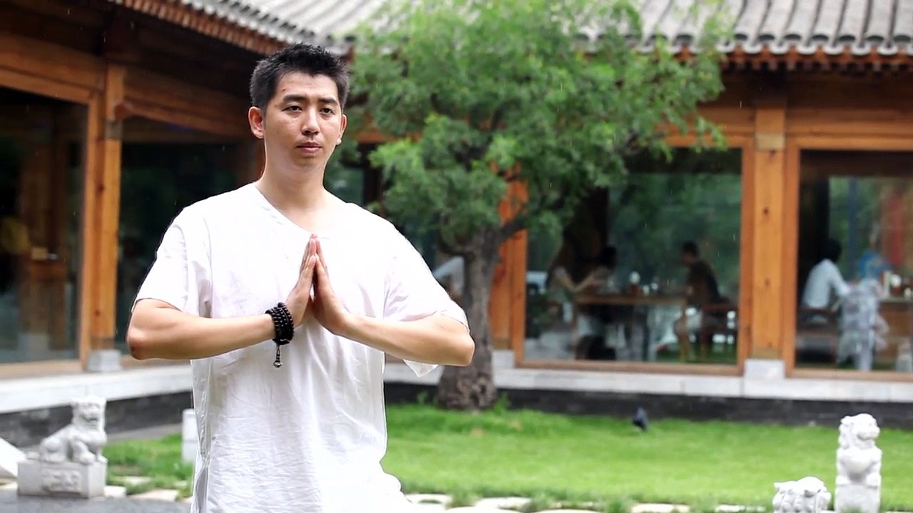 每天十分钟轻松瘦出完美形态，初级瑜伽教学之清理经络